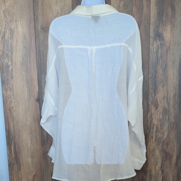 Torrid Button Down Sheer Adjustable Sleeve Blouse Size 3            C318 - Picture 6 of 10